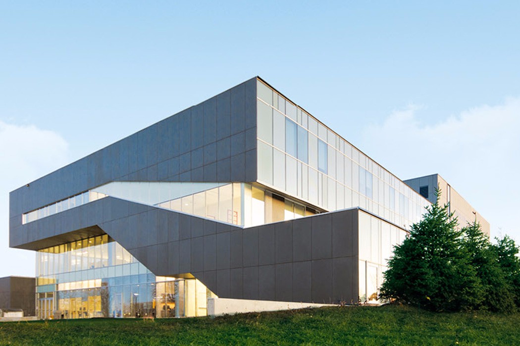 1588227898102566.jpg 氟碳鋁單板13.jpg