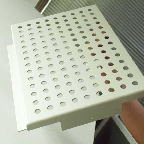 1588732580650253.jpg 氟碳沖孔鋁單板22.jpg